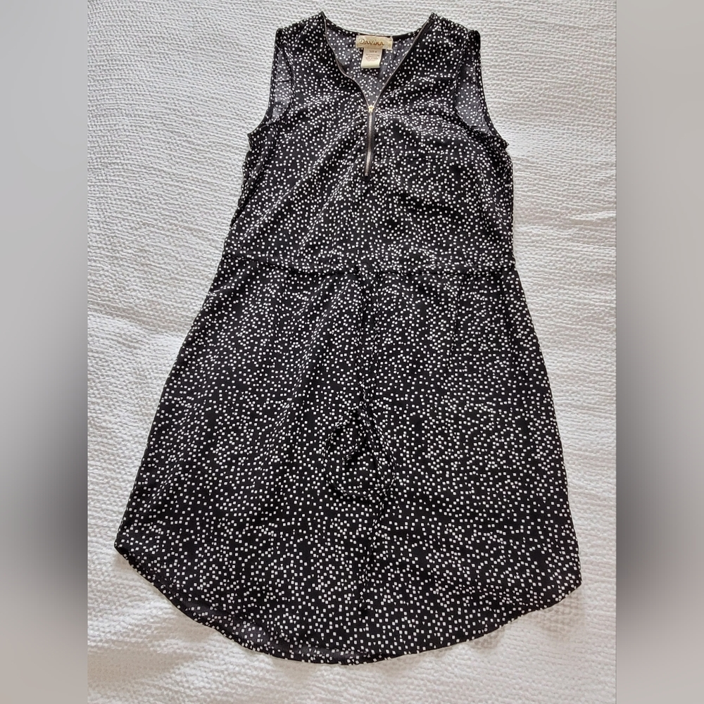 Sleeveless zip top dress